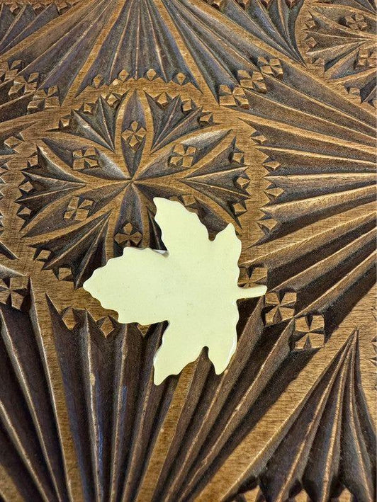 Vintage Leaf Brooch - Yatva