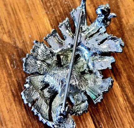 Vintage Leaf Brooch - Yatva