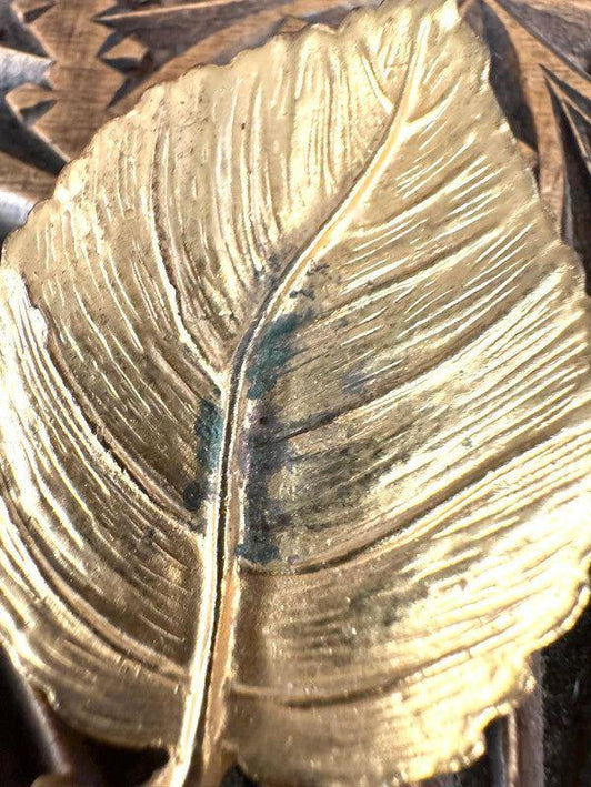 Vintage Leaf Brooch - Yatva