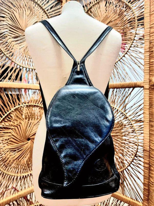 Vintage Leather Backpack - Yatva