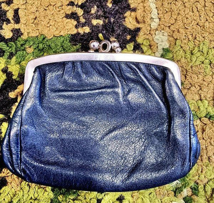 Vintage Leather Purse - Yatva