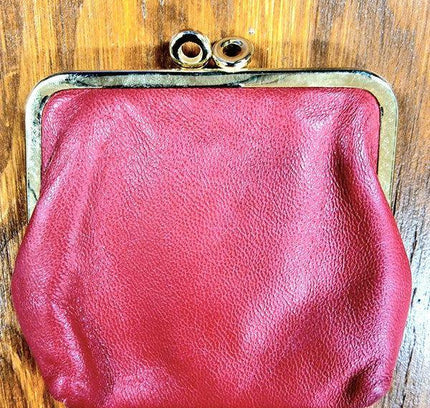 Vintage Leather Purse - Yatva