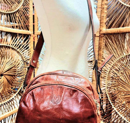 Vintage Leather Shoulder Bag - Yatva