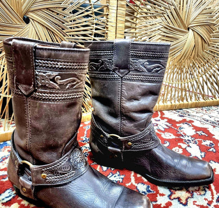 Vintage Leather Western Cowboy Boots - Yatva