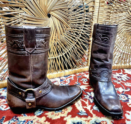 Vintage Leather Western Cowboy Boots - Yatva