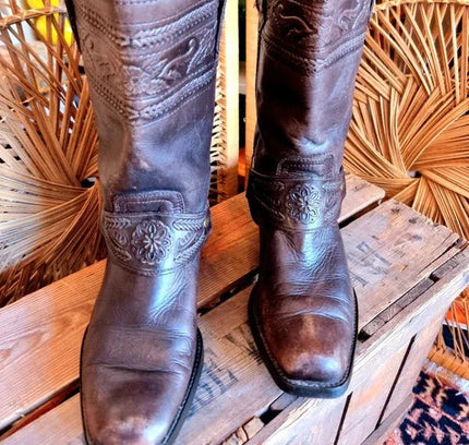 Vintage Leather Western Cowboy Boots - Yatva
