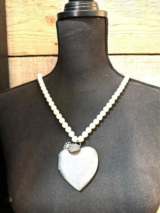Vintage Locket Necklace - Yatva