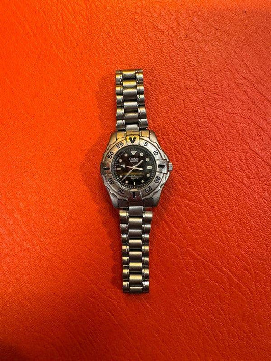 Vintage Lorus Sports Watch - Yatva