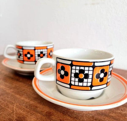 Vintage Lubiana Tea Cups with Saucers x2 - Yatva