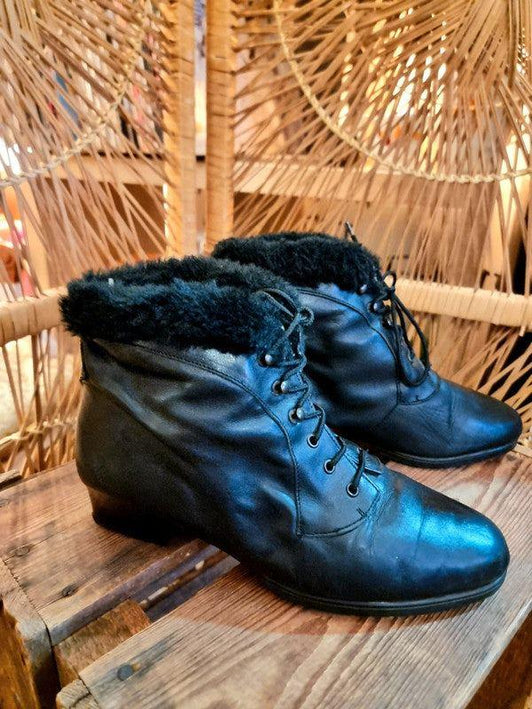 Vintage Luftpolster Ankle Boots - Yatva
