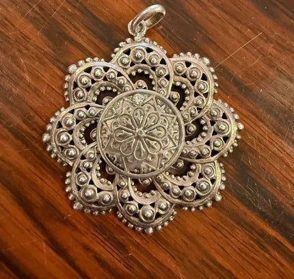 Vintage Mandala Pendant - Yatva