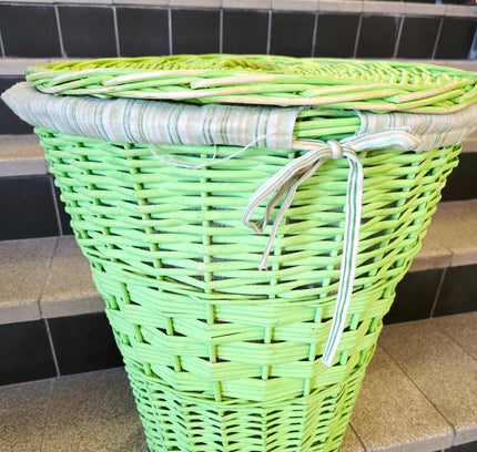 Vintage Mid Century Lime Green Wicker Laundry Hamper Basket Lidded - Yatva