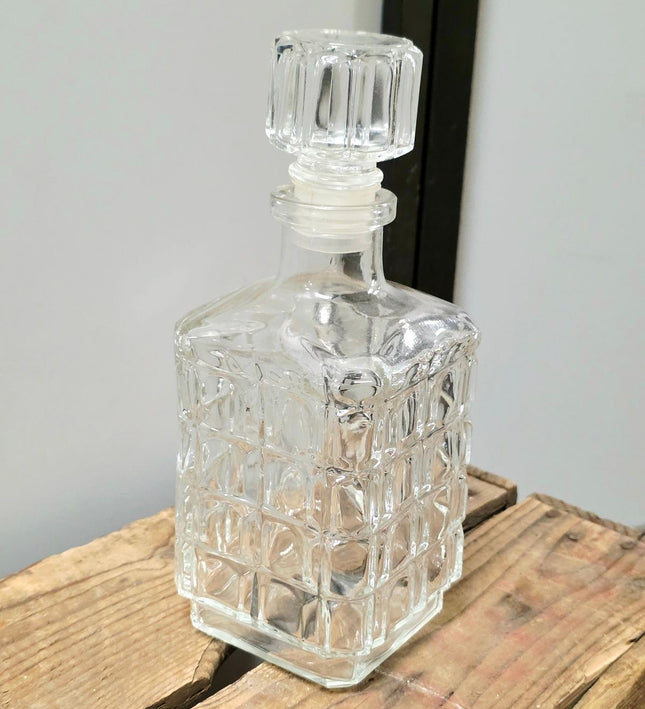 Vintage Mid-Century Modern Pressed Glass Whiskey Decanter – Square Grid Pattern Barware with Stopper - Yatva