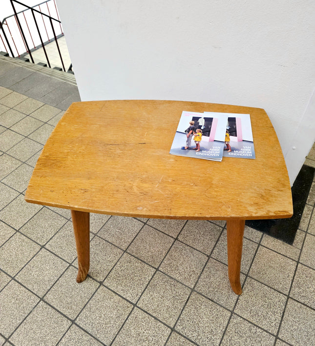 Vintage Mid - Century Modern Side Table – Scandinavian - Yatva
