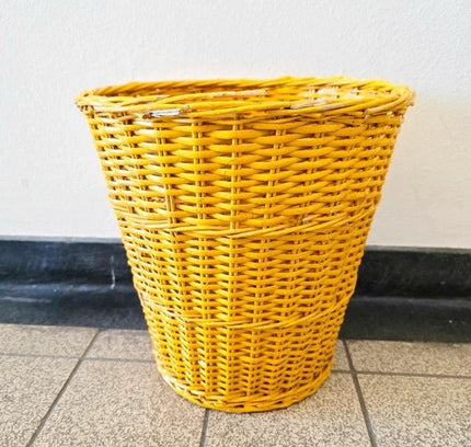 Vintage Mid - Century Woven Plastic Waste Basket - Yatva