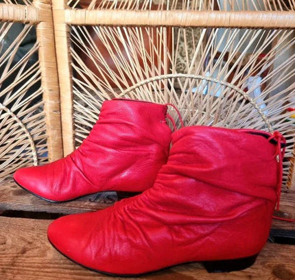 Vintage Millbrooks Ankle Boots - Yatva