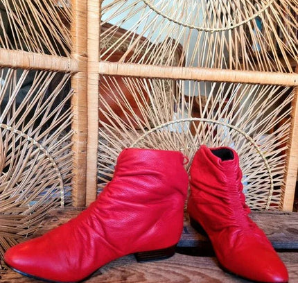 Vintage Millbrooks Ankle Boots - Yatva