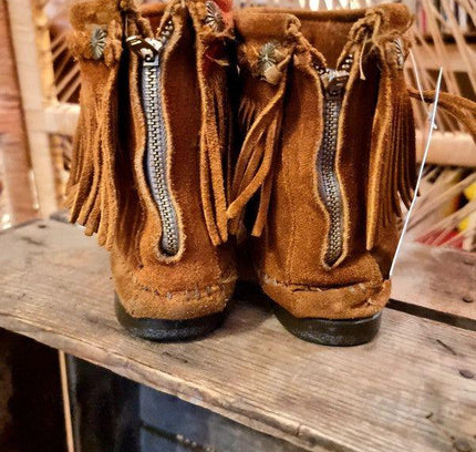 Vintage Minnetonka Women's Ankle Boots. - Yatva