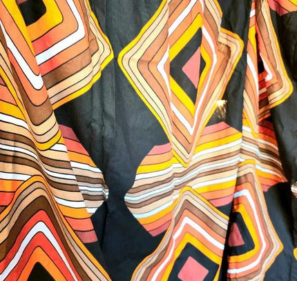 Vintage MOD 70's Geometric Curtain - Yatva
