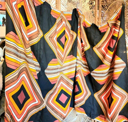 Vintage MOD 70's Geometric Curtain - Yatva