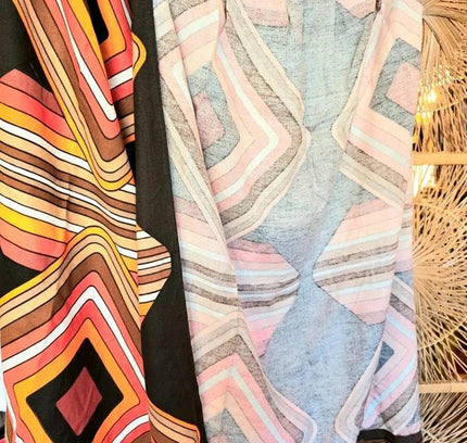 Vintage MOD 70's Geometric Curtain - Yatva