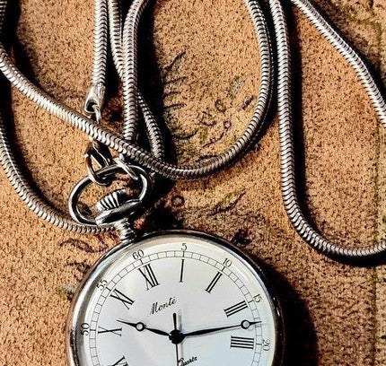 Vintage Monté Quartz Pocket Watch - Yatva
