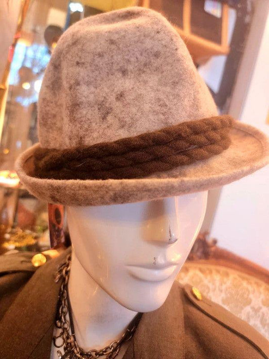 Vintage Mount Everest Hat - Yatva
