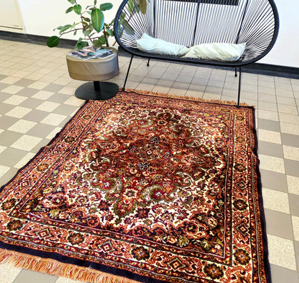 Vintage Museum Shelly Transitional Rust Medallion Area Rug – 135cm x 175cm - Yatva