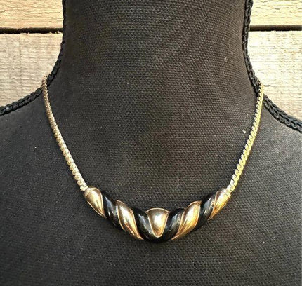 Vintage Necklace - Yatva