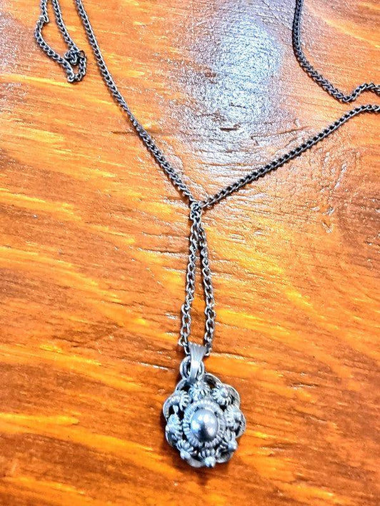 Vintage Necklace - Yatva