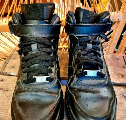 Vintage Nike Air Force 1 Sneakers - Yatva