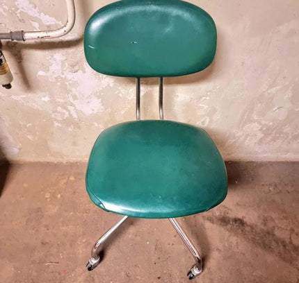 Vintage Office Chair - Yatva