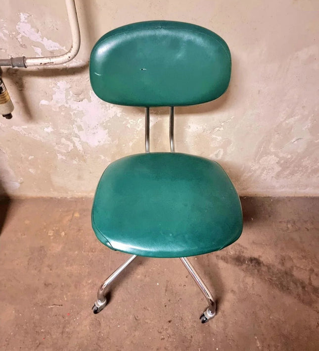 Vintage Office Chair - Yatva