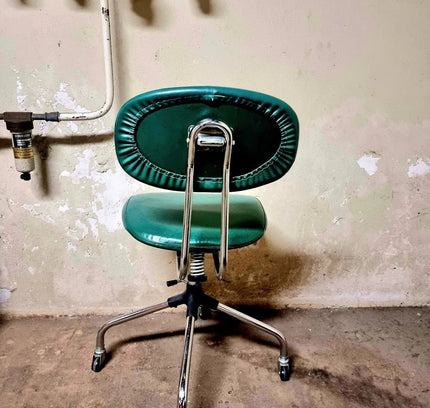 Vintage Office Chair - Yatva