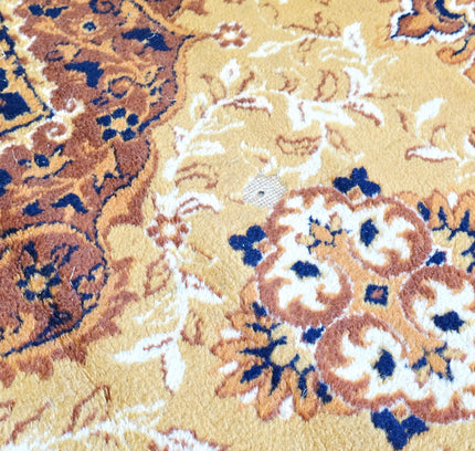Vintage Oriental Medallion Area Rug - Mustard Gold & Navy Blue (202 x 280 cm) - Yatva