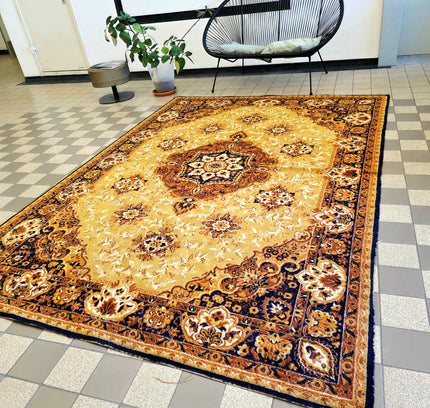 Vintage Oriental Medallion Area Rug - Mustard Gold & Navy Blue (202 x 280 cm) - Yatva