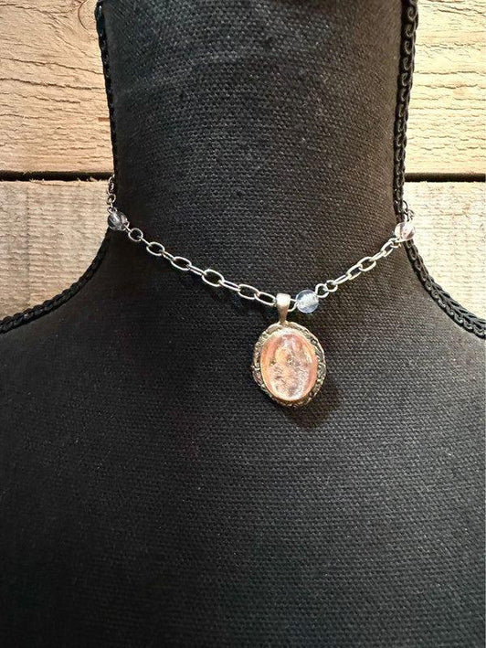 Vintage pendant Necklace - Yatva