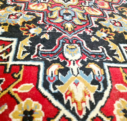 Vintage Persian-Style Red Medallion Area Rug (200x280 cm) - Yatva