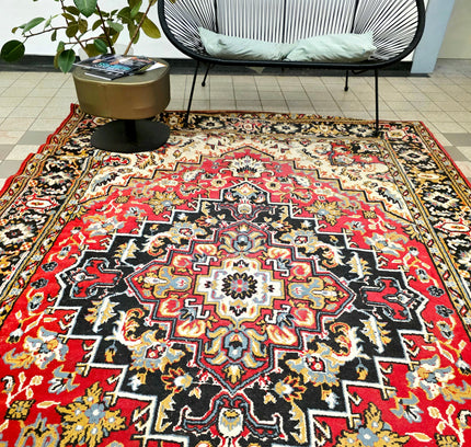 Vintage Persian-Style Red Medallion Area Rug (200x280 cm) - Yatva