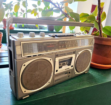 Vintage Philips D8418 Spatial Stereo Boombox | 1980s Radio Cassette Player - Yatva