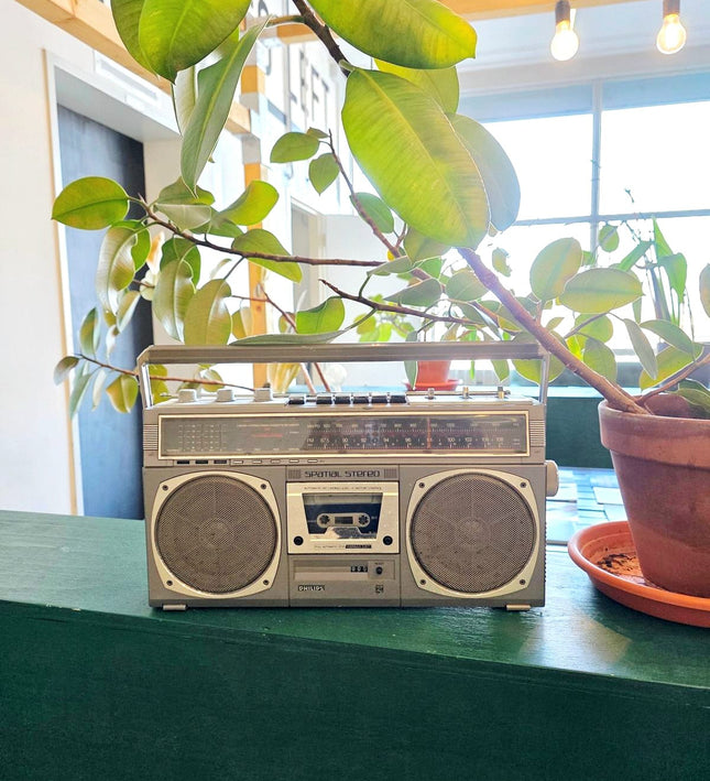 Vintage Philips D8418 Spatial Stereo Boombox | 1980s Radio Cassette Player - Yatva