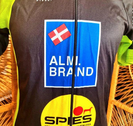 Vintage Pissei Cycling Jersey - Yatva
