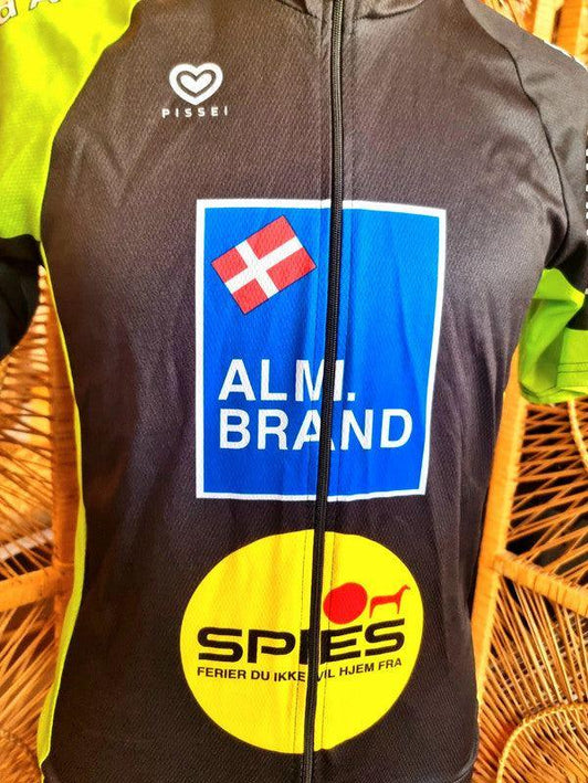 Vintage Pissei Cycling Jersey - Yatva