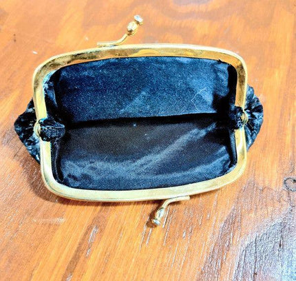 Vintage Purse - Yatva