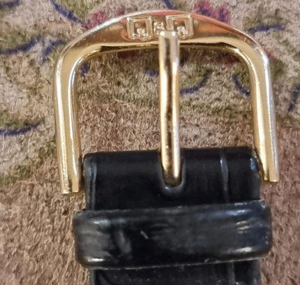 Vintage Q&Q Quartz Watch - Yatva