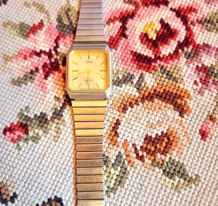 Vintage Q&Q Watch - Yatva