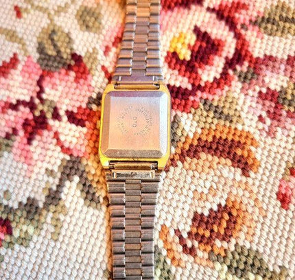 Vintage Q&Q Watch - Yatva