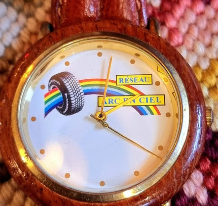 Vintage Réseau Arc En Ciel Watch - Yatva