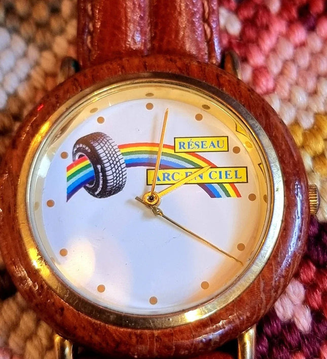 Vintage Réseau Arc En Ciel Watch - Yatva