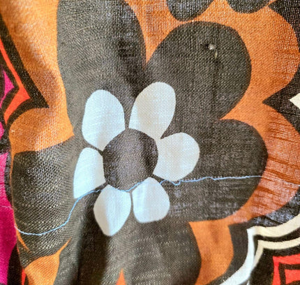 Vintage retro Original 1970s Floral Curtain - Yatva